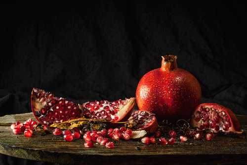 essay on pomegranate fruit